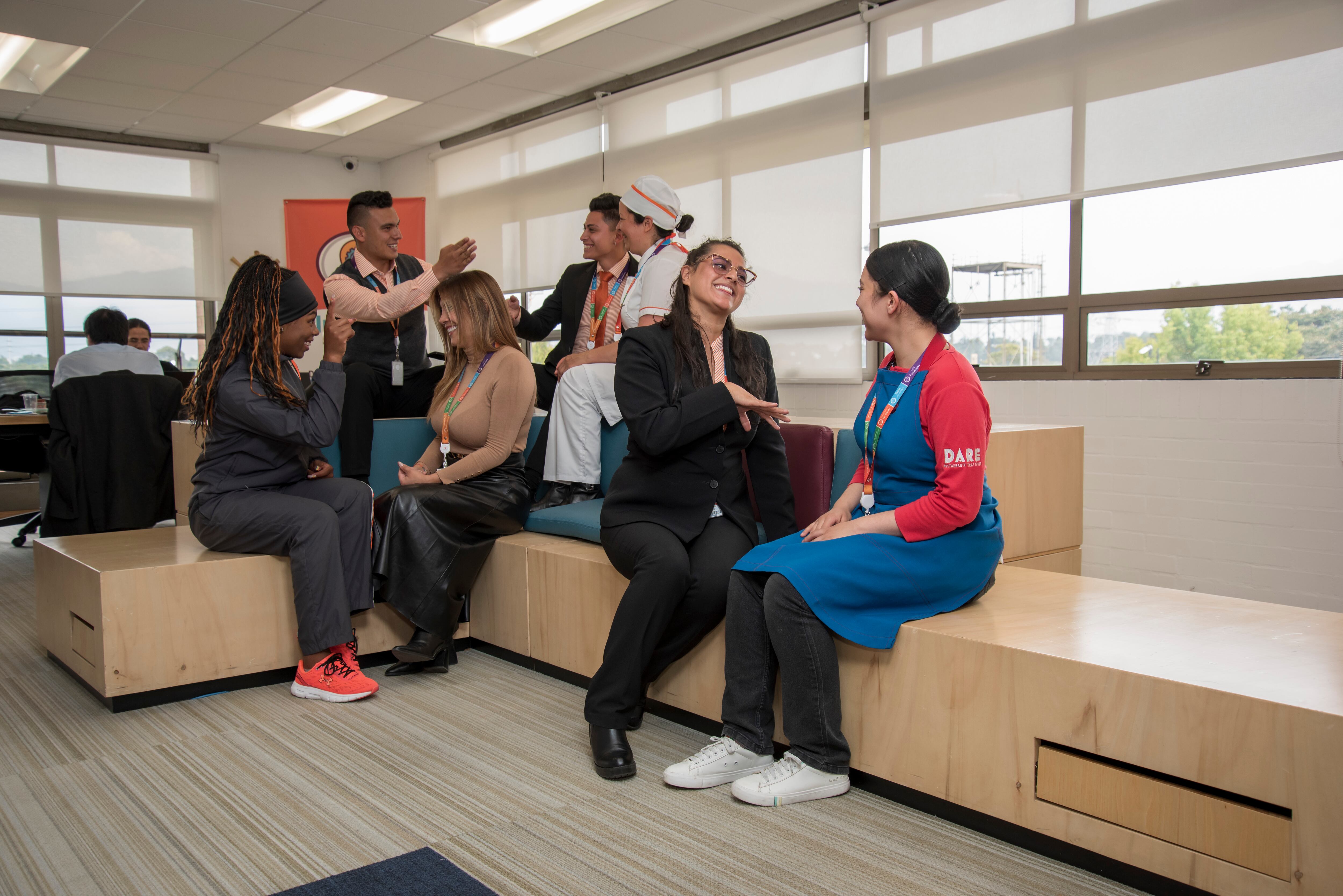 Si las relaciones laborales fluyen más fácilmente y hay mejores habilidades de comunicación, las organizaciones serán más ágiles y lograrán más resultados.