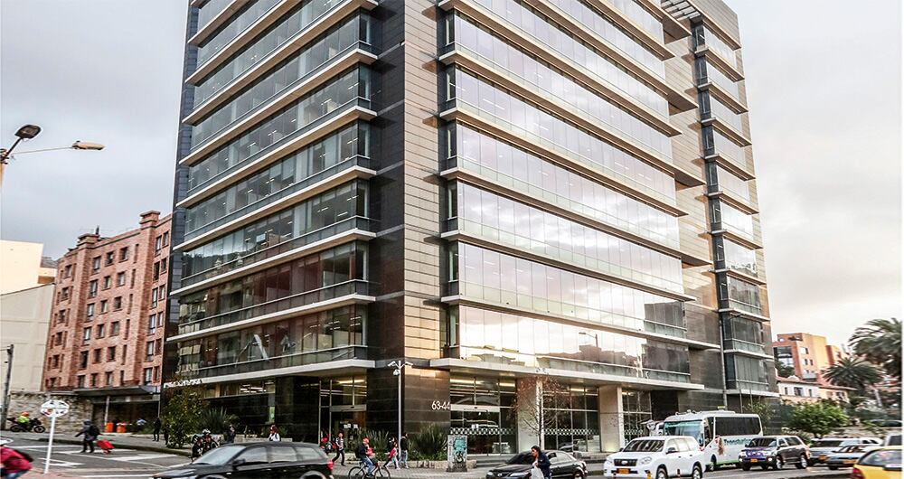  La JEP también recibió ya la queja formal de varias víctimas, quienes señalan que un evento en el que se aplaude al Mono Jojoy es una burla a su dolor.