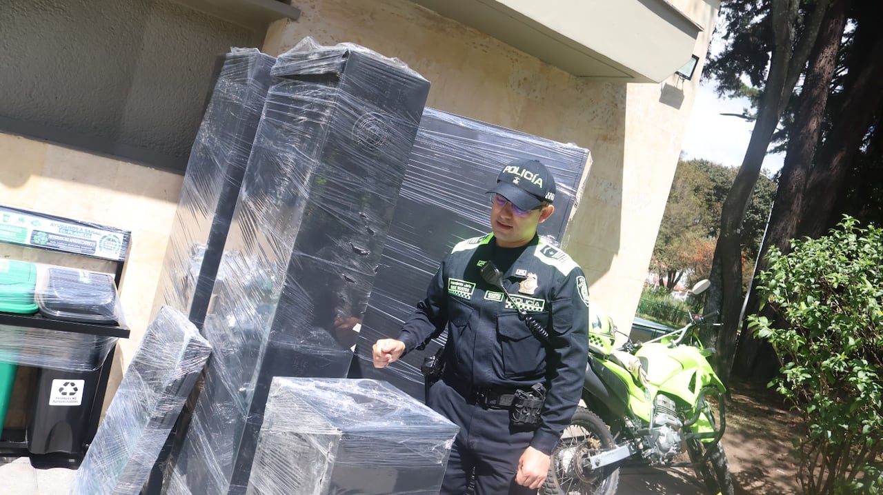 Alcaldía y privados recuperan CAI de Bogotá