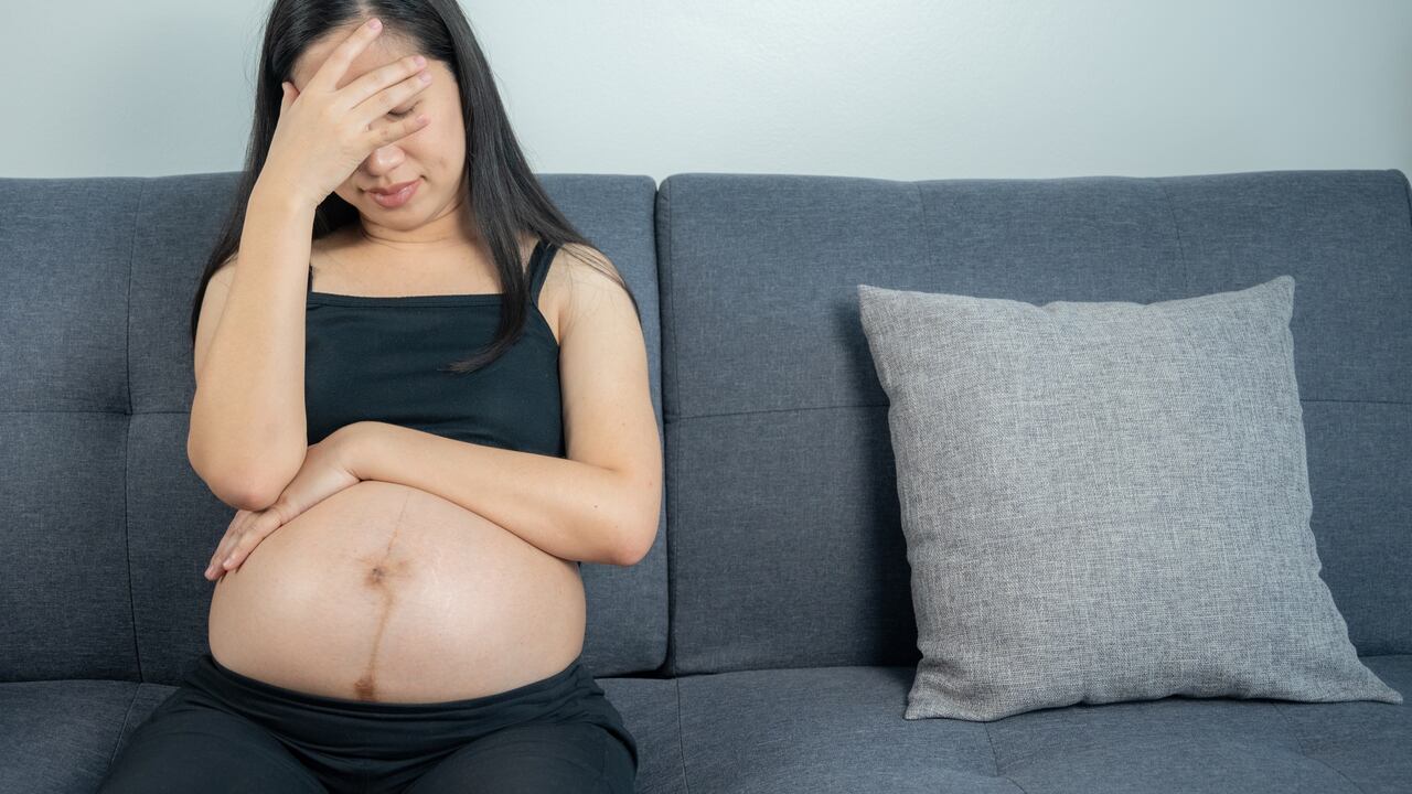 Polémica sobre el uso de la vacuna contra el COVID-19 durante el embarazo