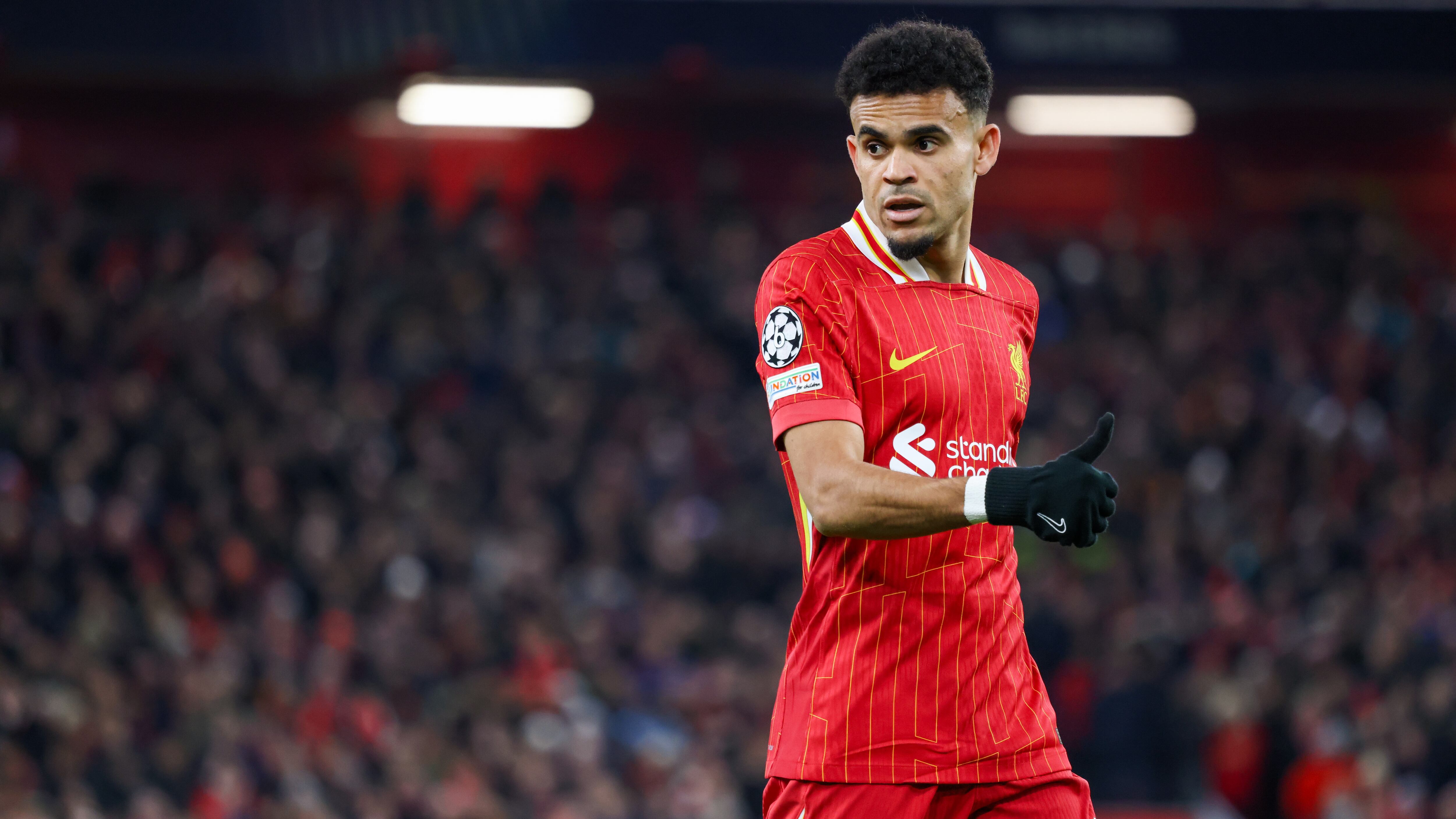 Luis Díaz, del Liverpool, enfrentando al Real Madrid en Champions.
