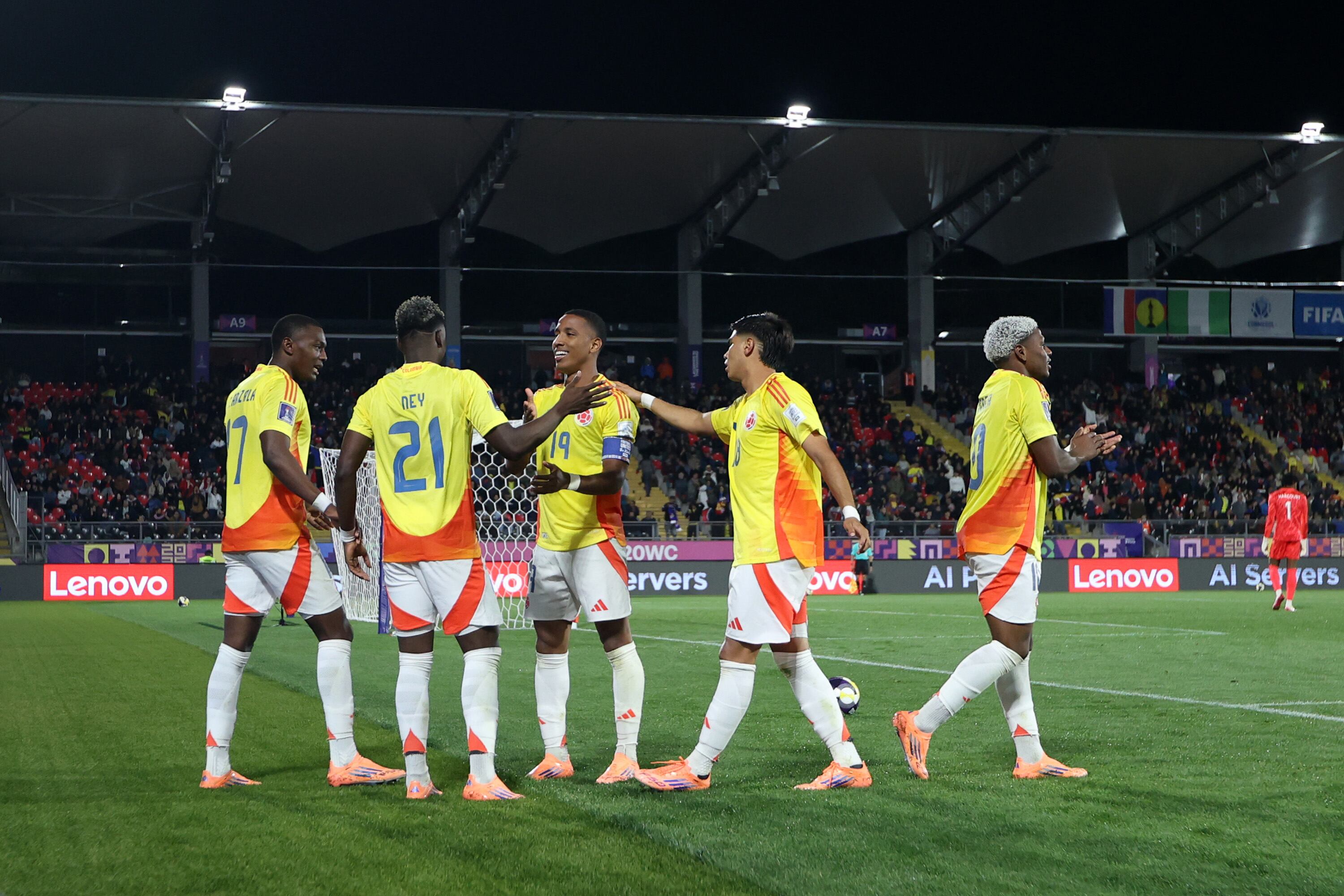 TALCA, CHILE - OCTOBER 05: Kener Gonzalez of Colombia celebrates scoring his team's first goal with teammates during the FIFA U-20 World Cup Chile 2025 Group F match between Nigeria and Colombia at Estadio Fiscal on October 05, 2025 in Talca, Chile. (Photo by Ricardo Moreira - FIFA/FIFA via Getty Images)