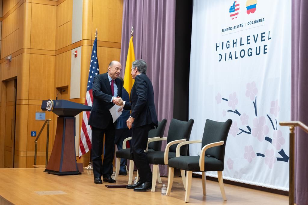 Álvaro Leyva y Antony Blinken.