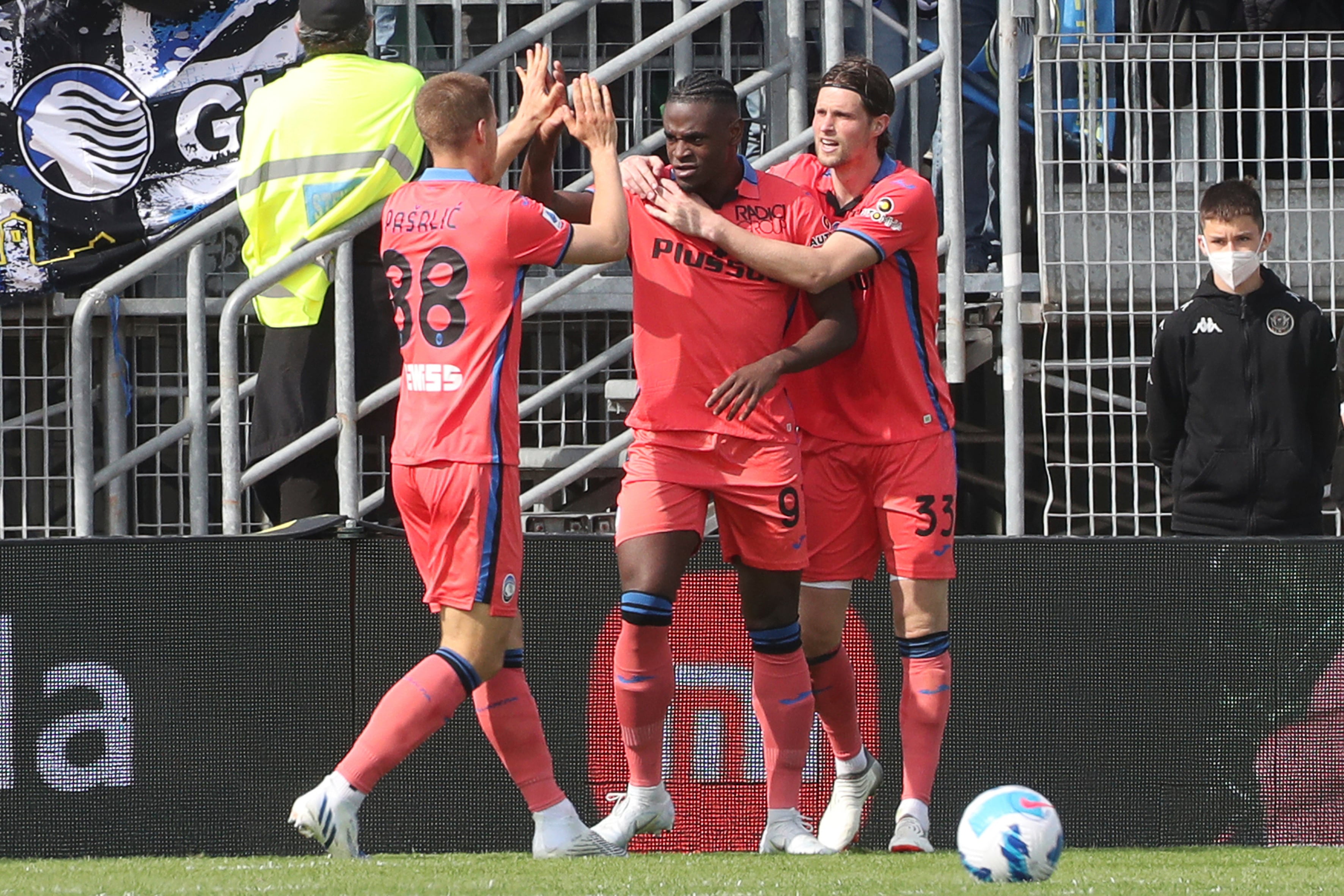 Duván Zapata y Luis Fernando Muriel fueron figuras con el Atalanta en la Serie A