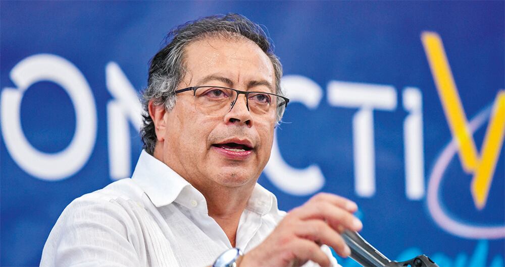 GUSTAVO PETROPresidente