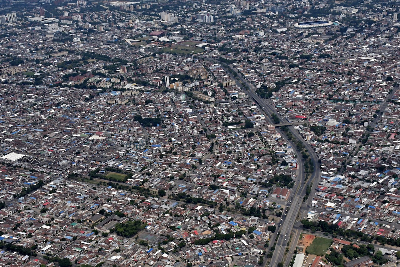 Diferentes imágenes del Cali desde el Aire. Fotos Raúl Palacios / El Pais / 15 de Junio del 2023 Cali.