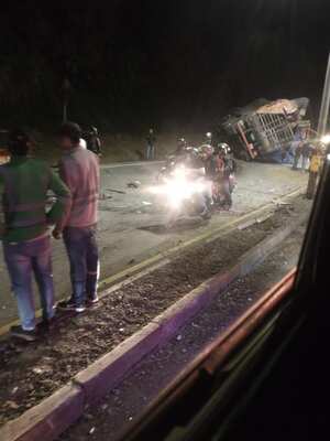 Entre los heridos estás los conductores de los tres vehículos implicados en el hecho