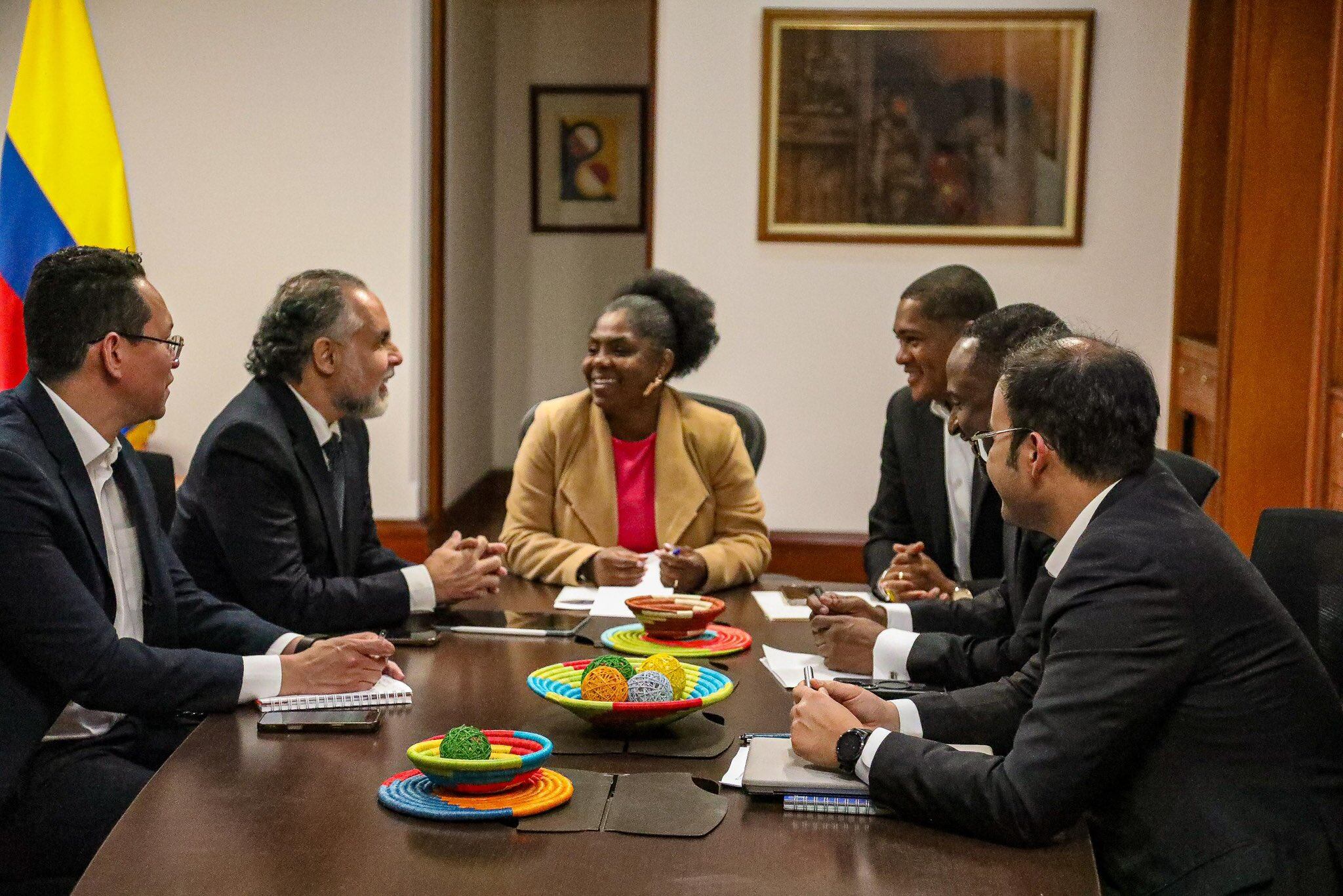 La vicepresidenta, Francia Márquez, reunida con Armando Benedetti, ministro del Interior, el 13 de agosto de 2025, en Bogotá