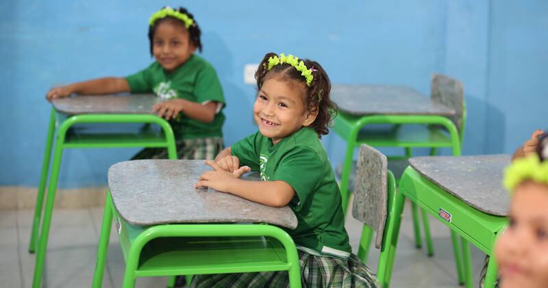 La compañía ha desarrollado un programa que impacta a estudiante de colegios públicos en todo el país.