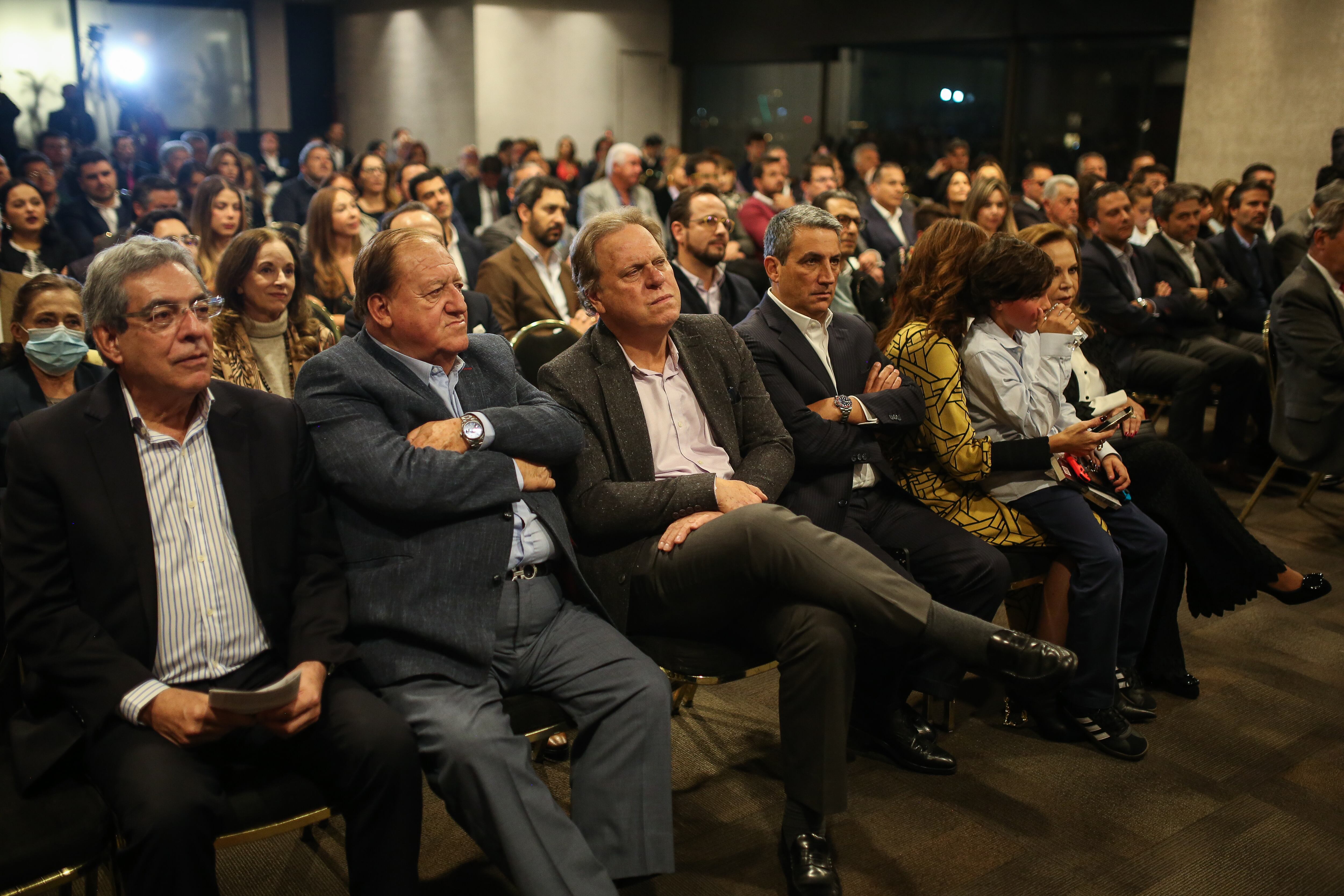 Lanzamiento libro Luis Antonio Vélez
