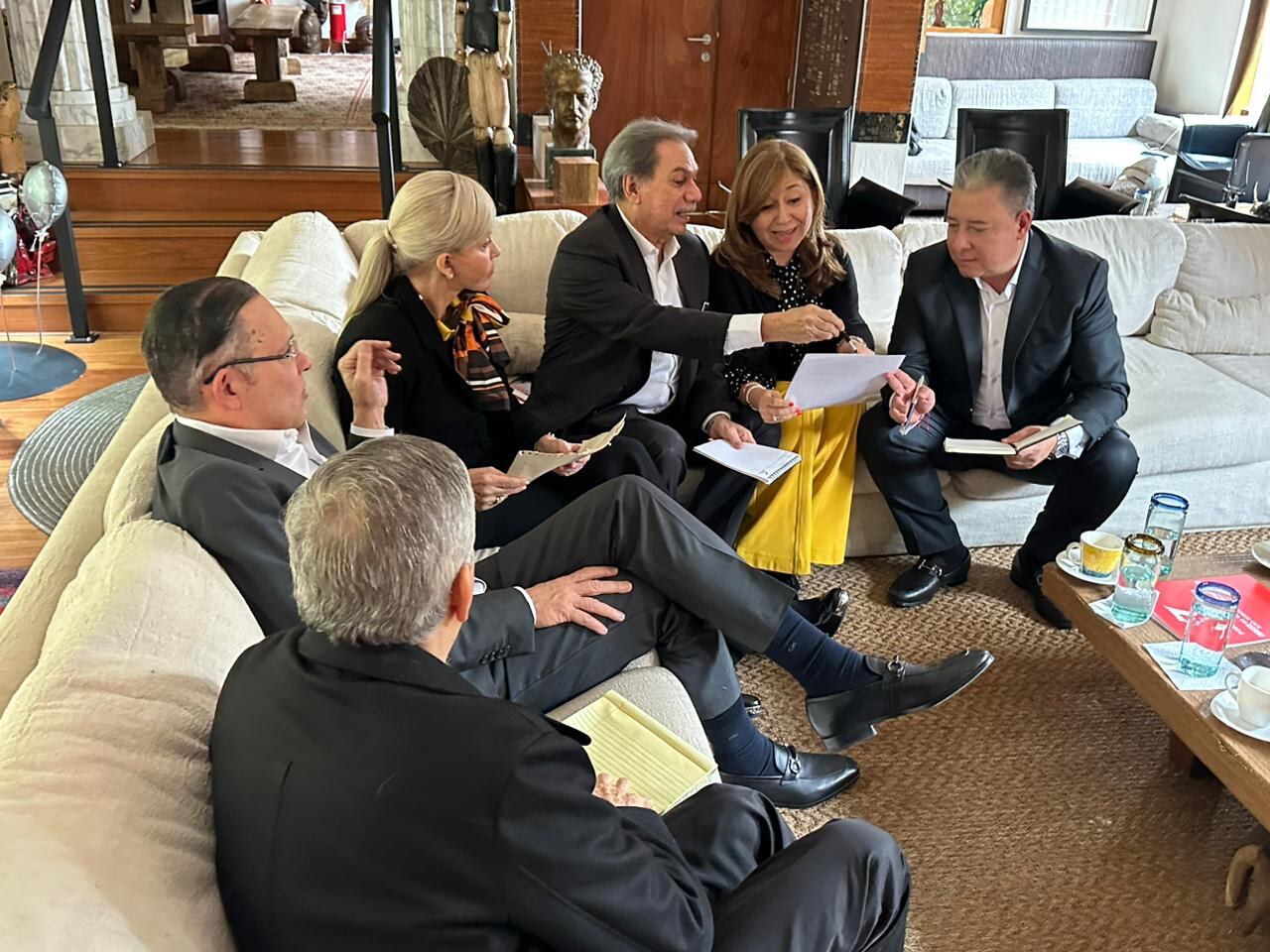 La reunión se prolongó durante toda la mañana del miércoles 1 de marzo.