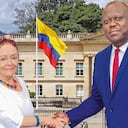 La cónsul Vilma Velásquez tiene un nuevo enredo y la Presidencia está al tanto de las denuncias en su contra.