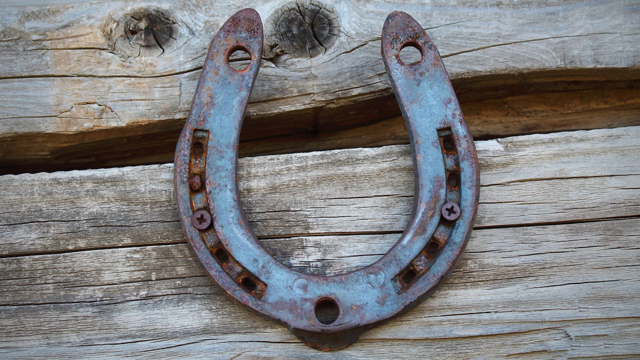 Las creencias en la herradura no siempre se materializan en la realidad, y son guías para aquellos que creen.