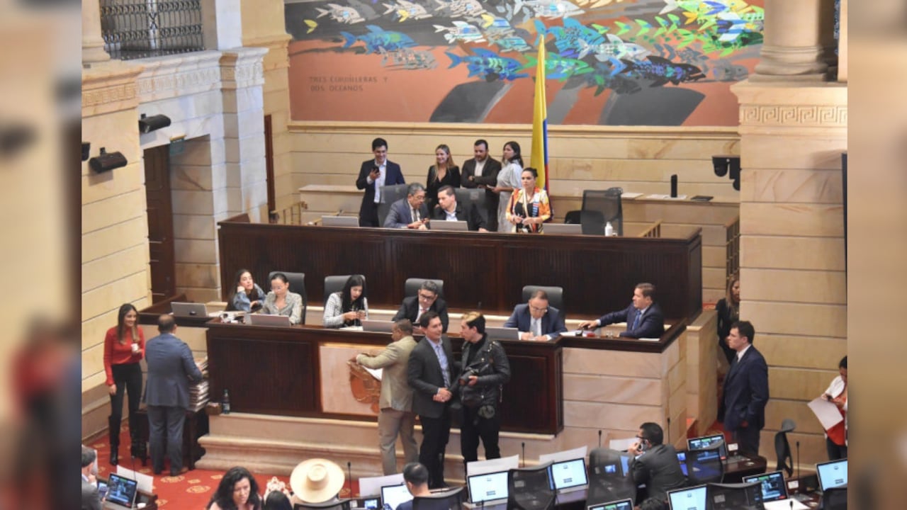 La discusión y votación de distintos proyectos de ley en la plenaria de la Cámara de Representantes