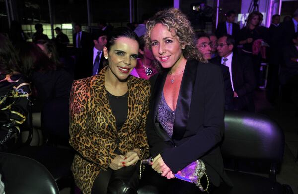 María Paola Lara y Natalia Lara.