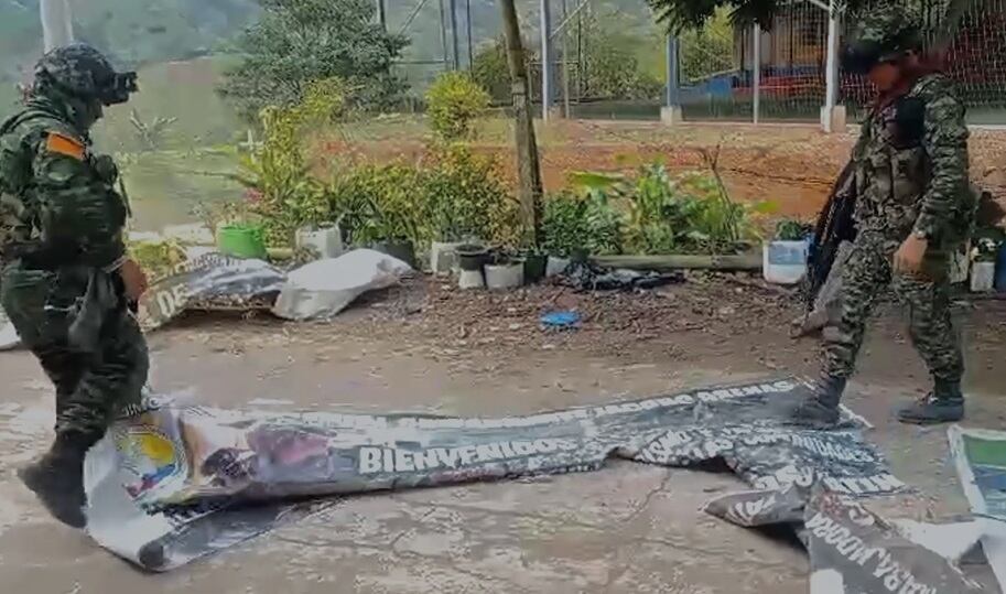 La operación Perseo es adelantada por 1400 soldados que tomaron a sangre y a fuego el corregimiento de El Plateado, ubicado en la zona rural de Argelia, Cauca.