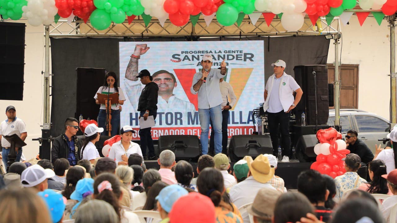Héctor Mantilla, candidato a la Gobernación de Santander.