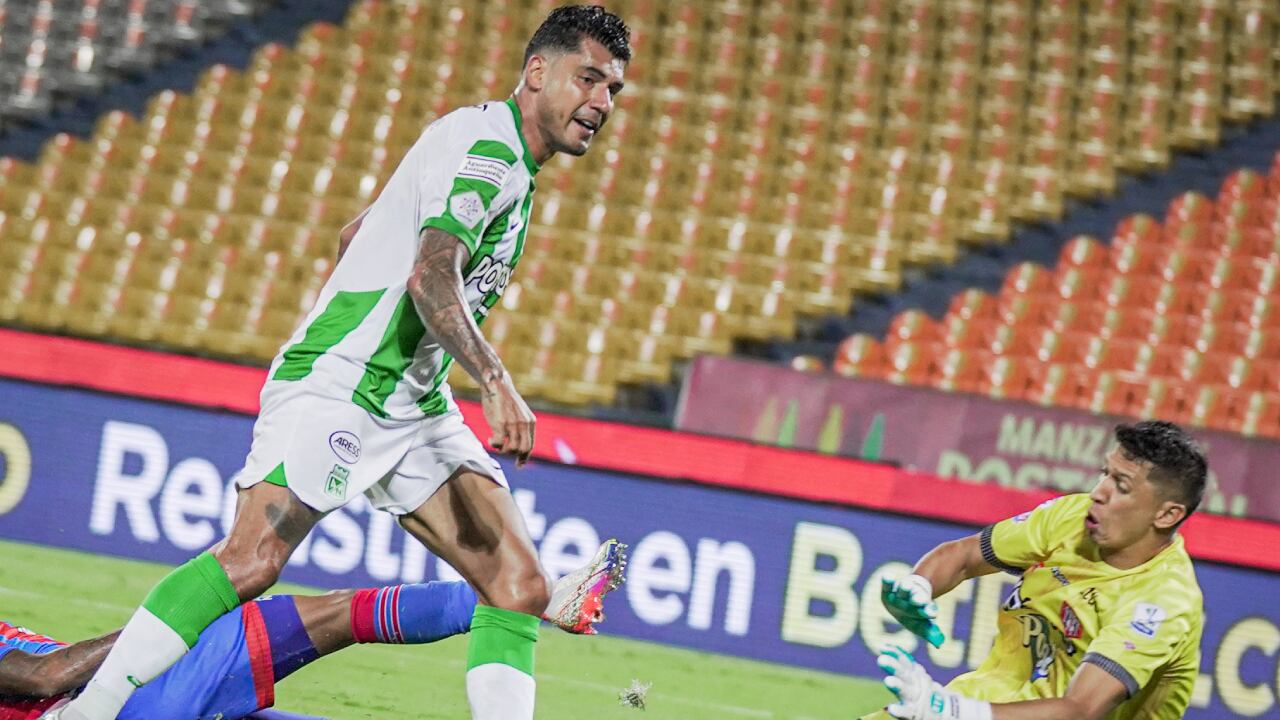 Duque marcó el segundo tanto a los 69 minutos de partido