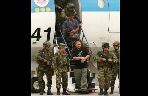 'Don Diego', al momento de ser detenido, estaba acompañado con su madre, un tío y tres personas más, incluyendo un socio de negocios.