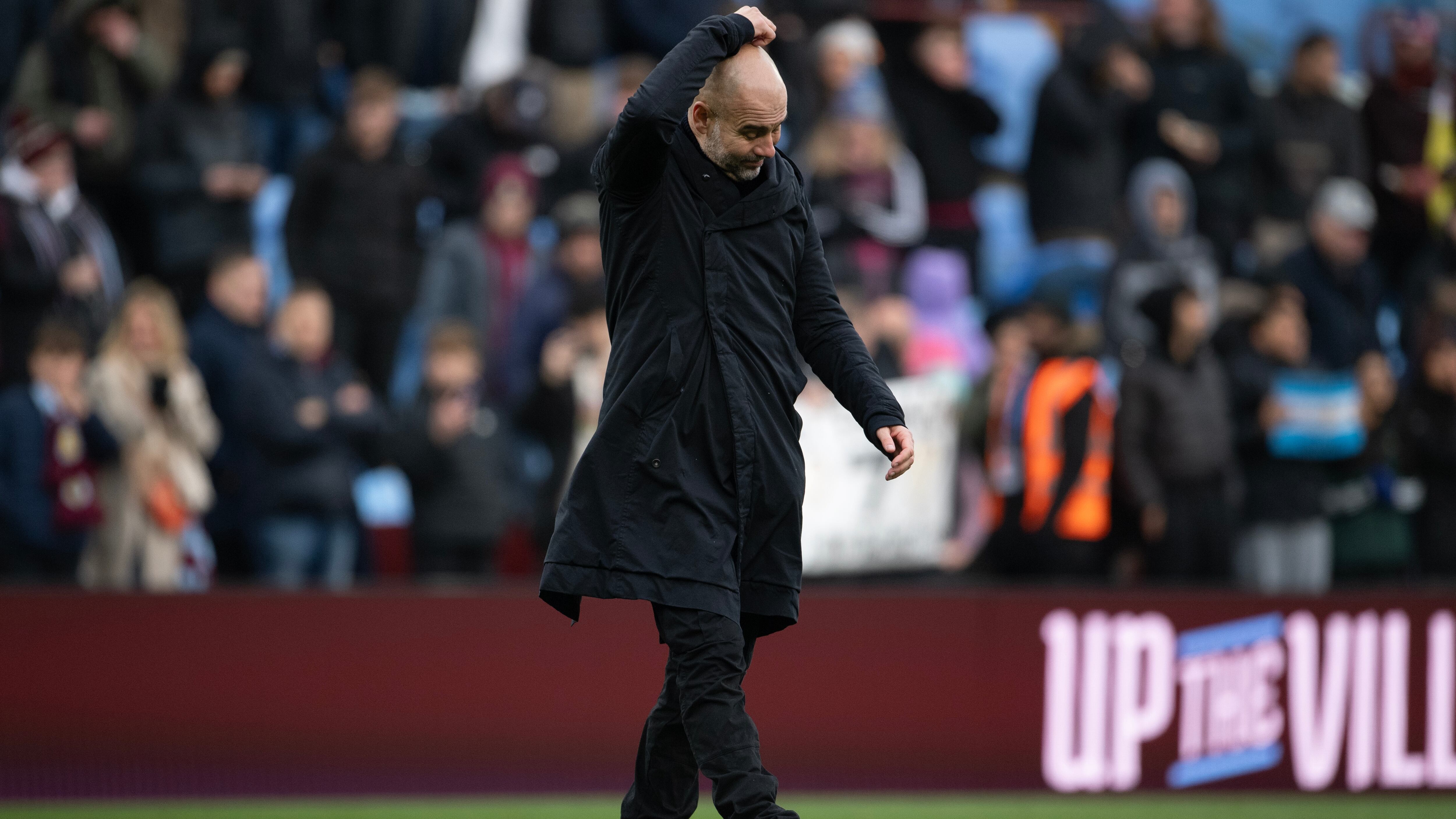 Guardiola se lamenta mientras su equipo sigue bajando en la tabla de posiciones.