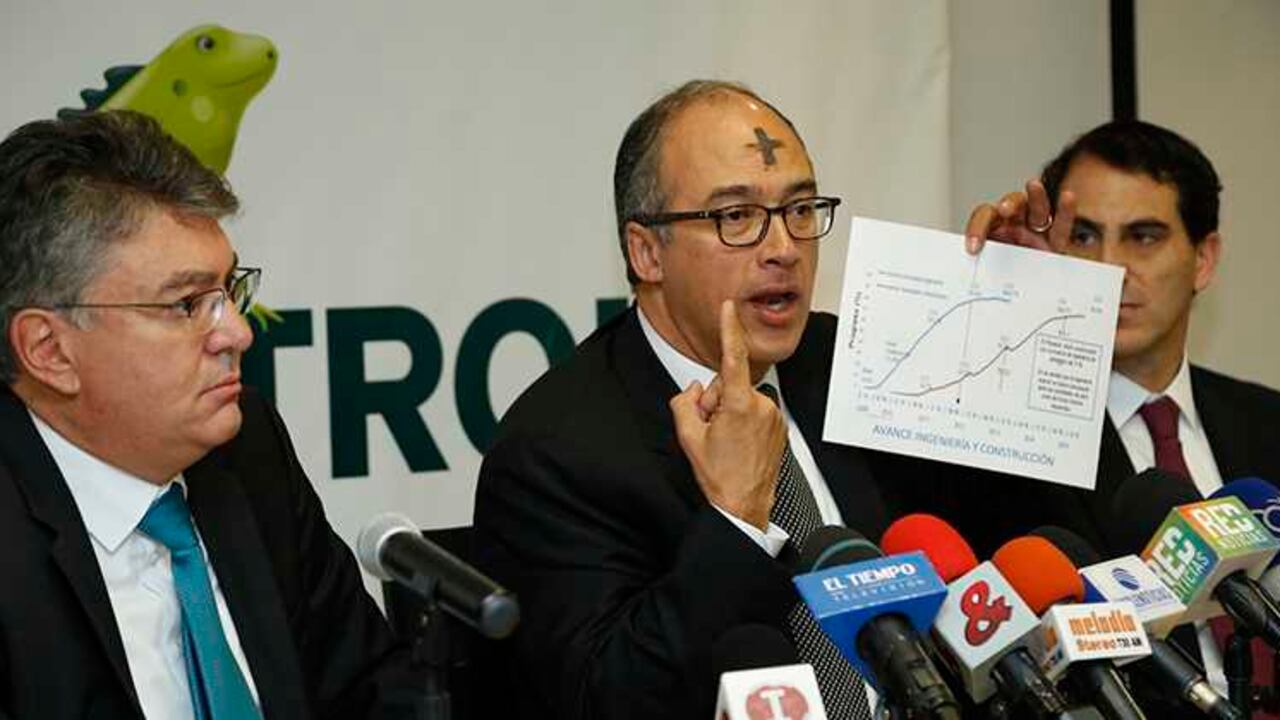 Cárdenas (izq.) y Echeverry (centro) con protagonistas indiscutibles del caso Reficar.