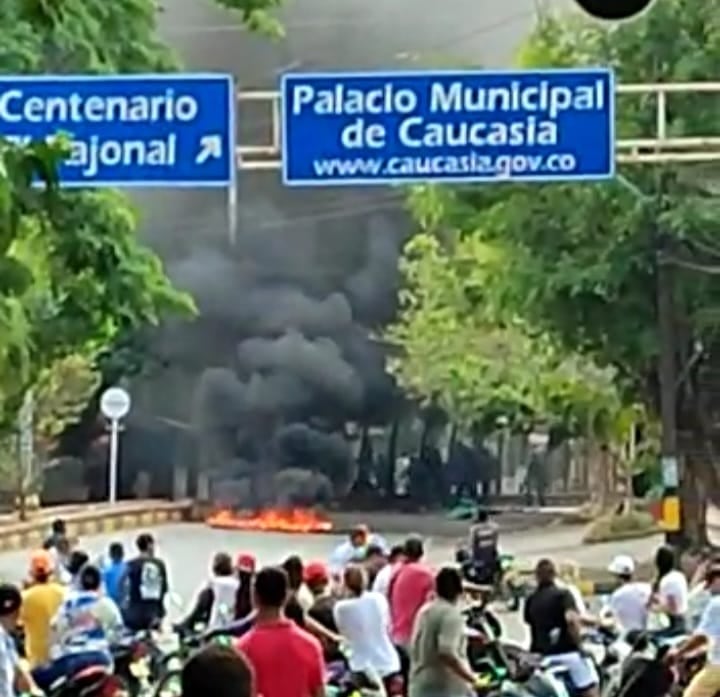 En Caucasia de decretó toque de queda para garantizar la seguridad de la población