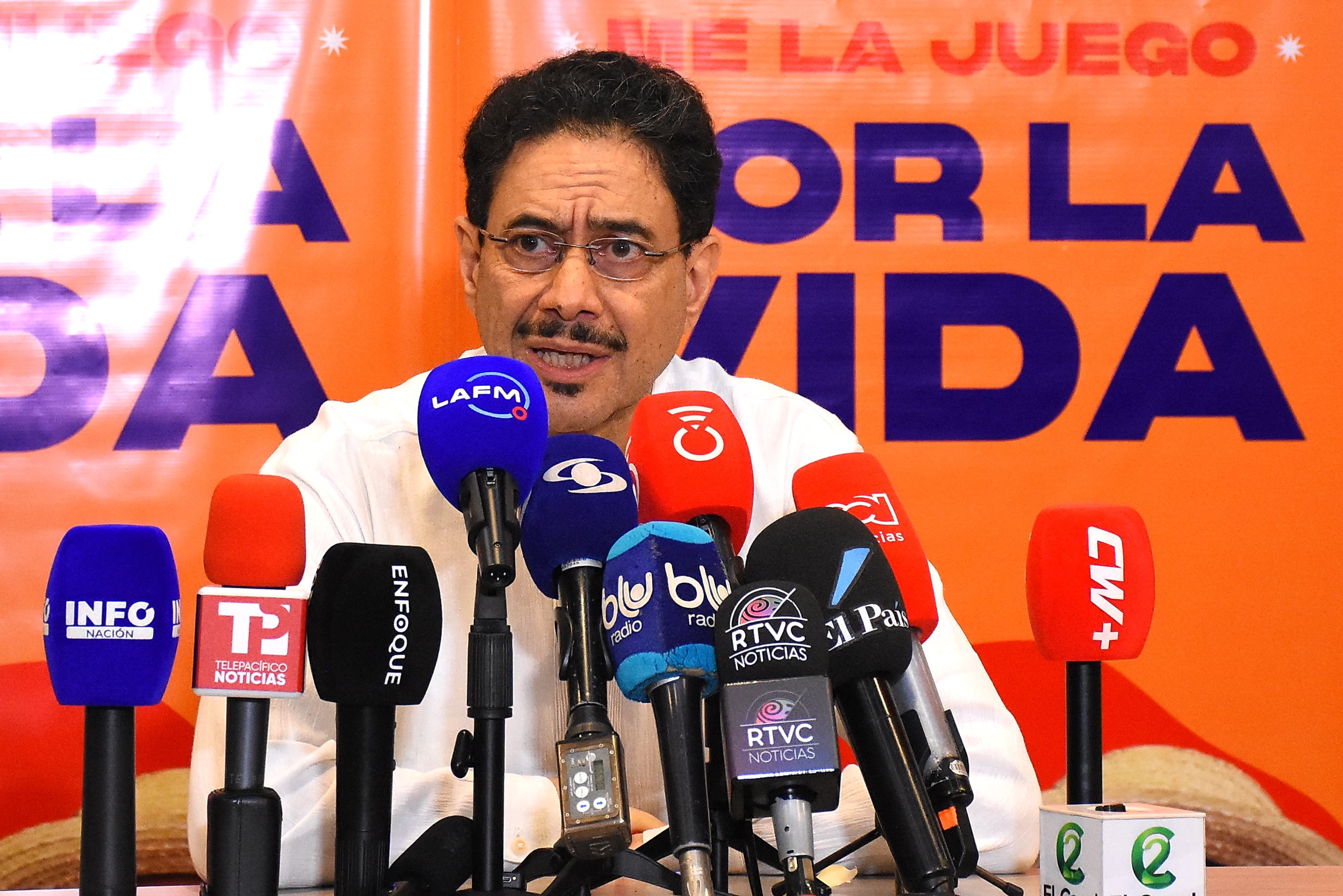 Rueda de Prensa Candidato Iván Cepeda