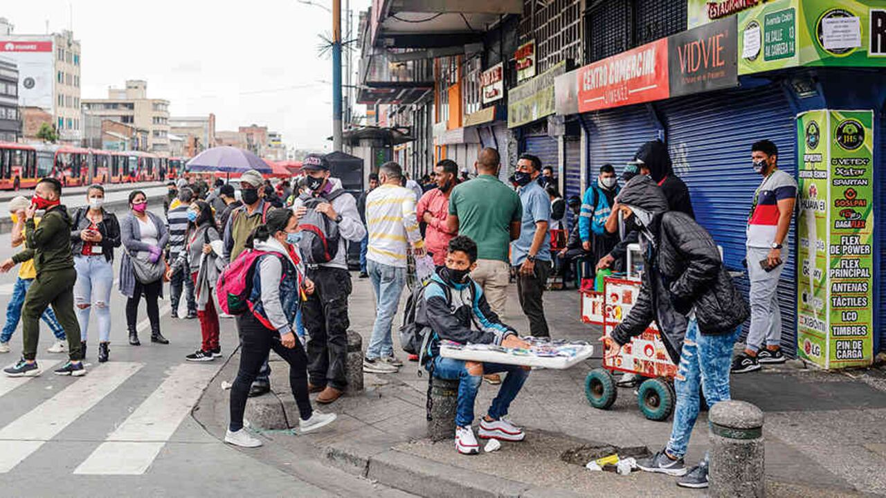 La crisis del coronavirus ha comprobado la importancia de esta población para la economía, y las dificultades para que el Gobierno los ayude en forma permanente si ellos no trabajan.