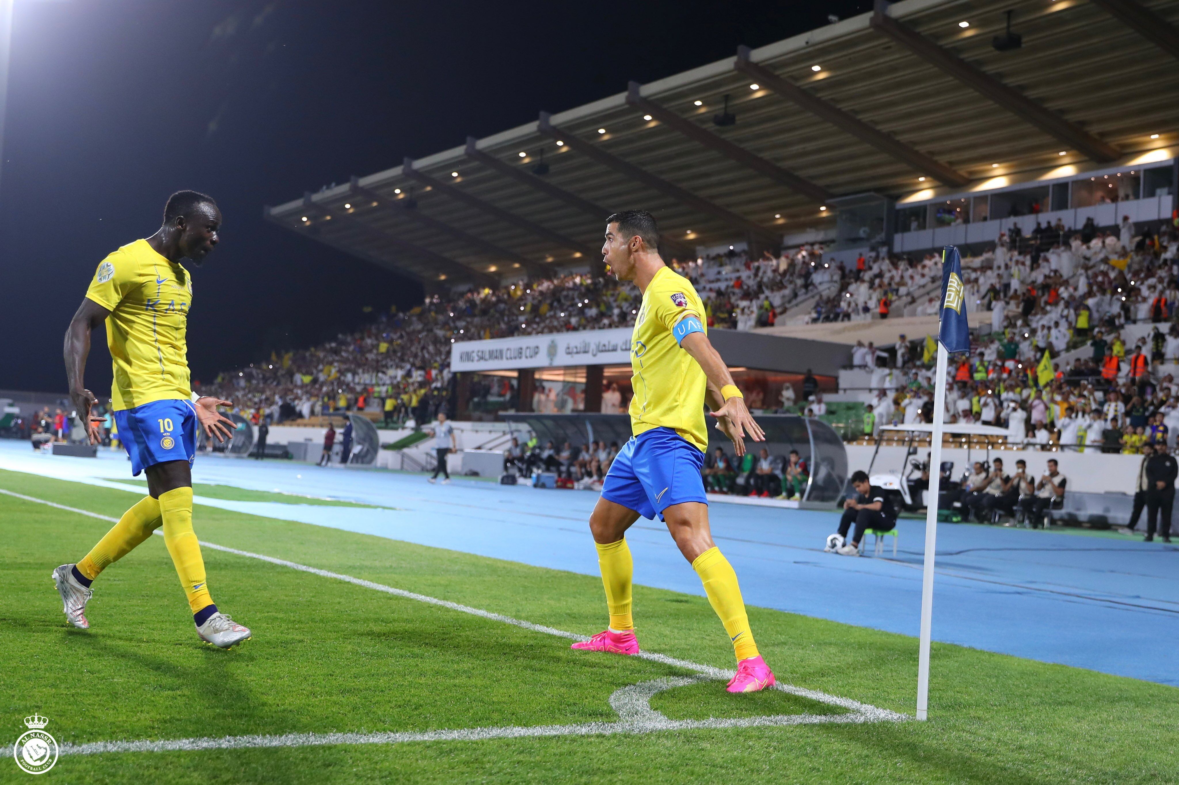 Cristiano Ronaldo celebrando su gol con el Al-Nassr.