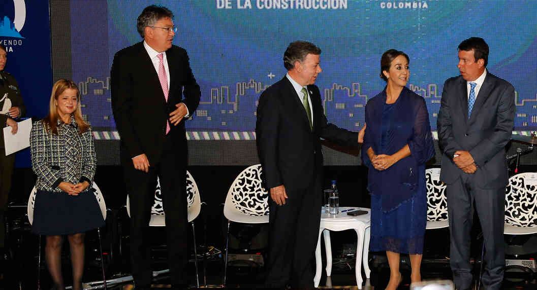 Elsa Noguera, Mauricio Cárdenas, Juan Manuel Santos, Sandra Forero y Sergio Marín.