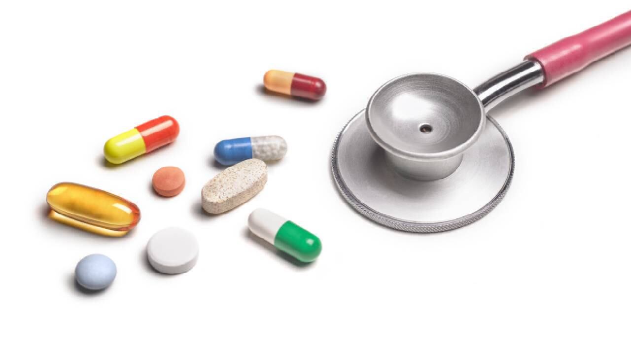 Algunos medicamentos pueden generar como efecto secundario aumento de apetito, retención de líquidos o el surgimiento de cansancio excesivo. Foto: GettyImages.