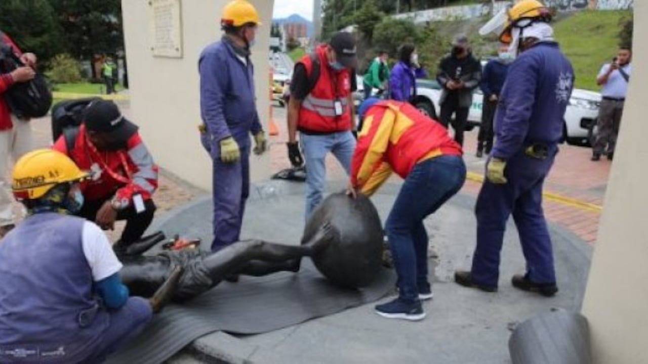 Indignante: por actos de vandalismo, desmontan monumento 21 Ángeles de Suba