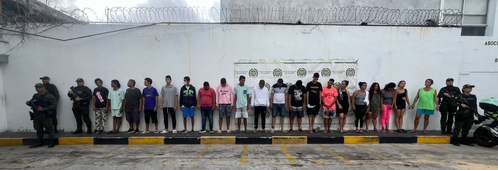 Los integrantes de la banda capturados por el Gaula de la Policía.