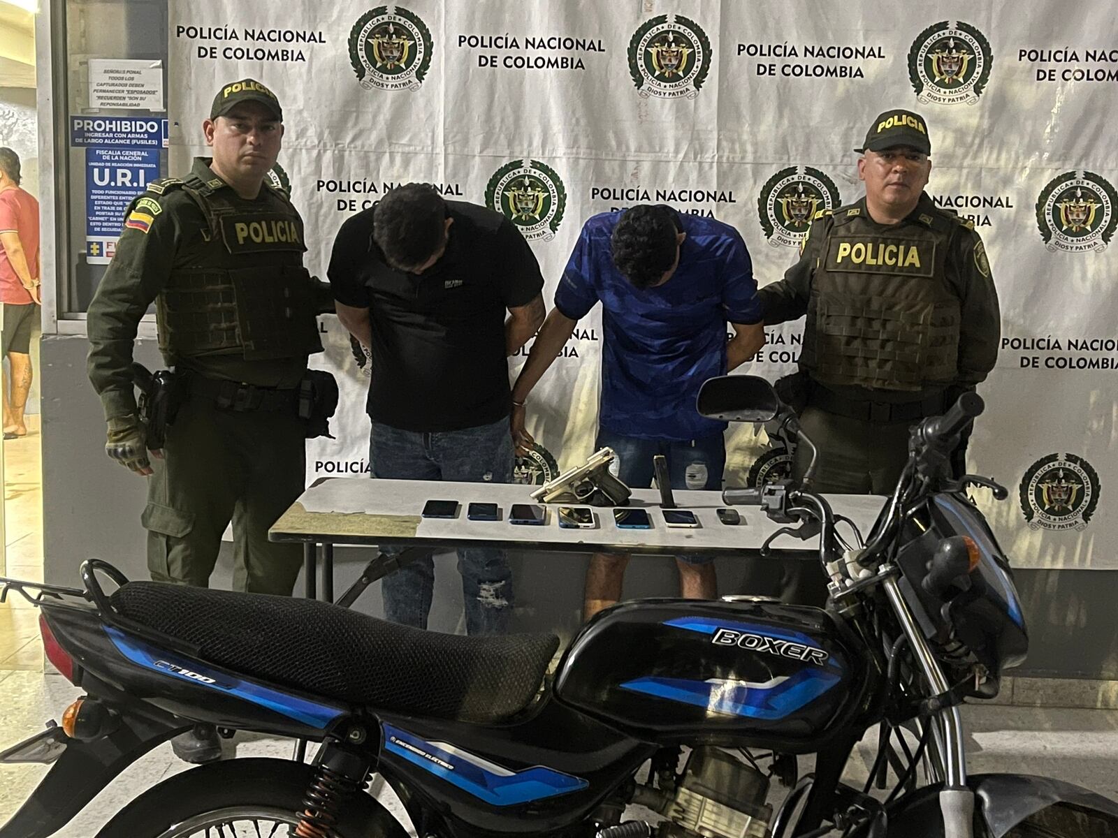 Los dos hombres fueron capturados luego de intentar huir.