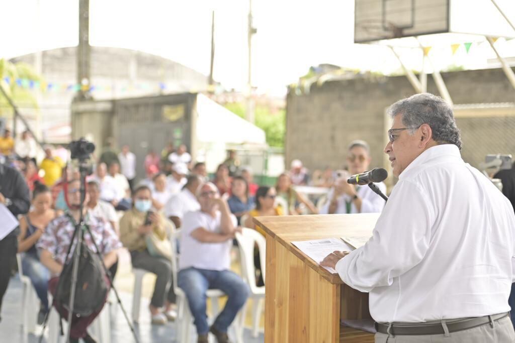 Superitendente nacional de Salud, Ulahy Beltrán, en Amazonas.
