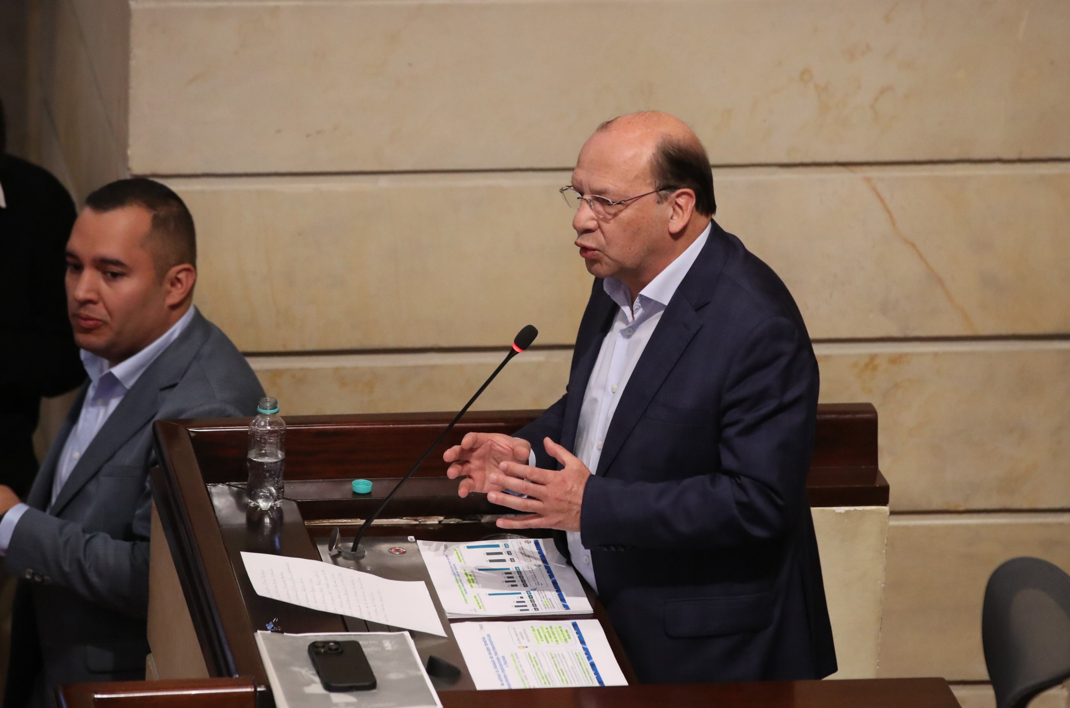 Debate sobre el Presupuesto General de la Nació para 2026  comisiones económicas conjuntas terceras y cuartas de Senado y Cámara