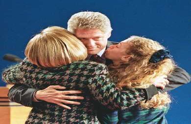 El ‘affaire’ de Bill Clinton con Monica Lewinsky casi le cuesta la Presidencia.