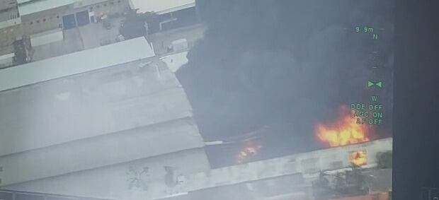 Con cámaras especiales desde el helicóptero lograron conocer el estado de la conflagración