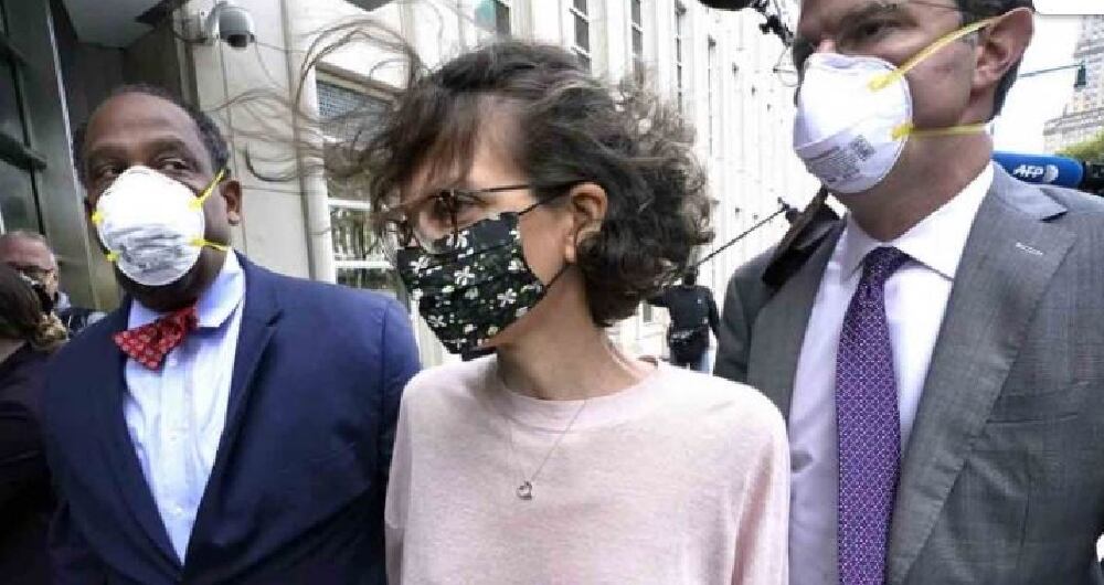 Casi siete años de cárcel para heredera canadiense, Clare Bronfman, en caso de esclavas sexuales.