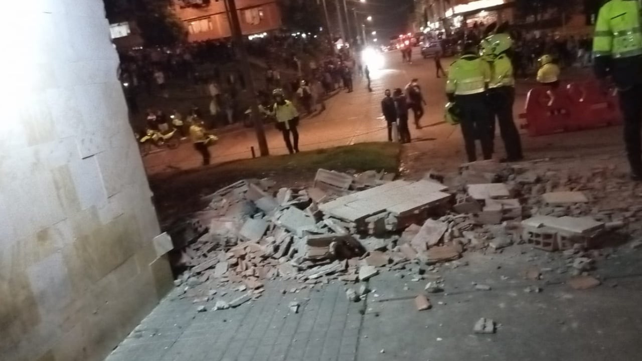 Los daños al CAI son evidentes, lo que refleja la dureza del ataque hacia la fuerza pública