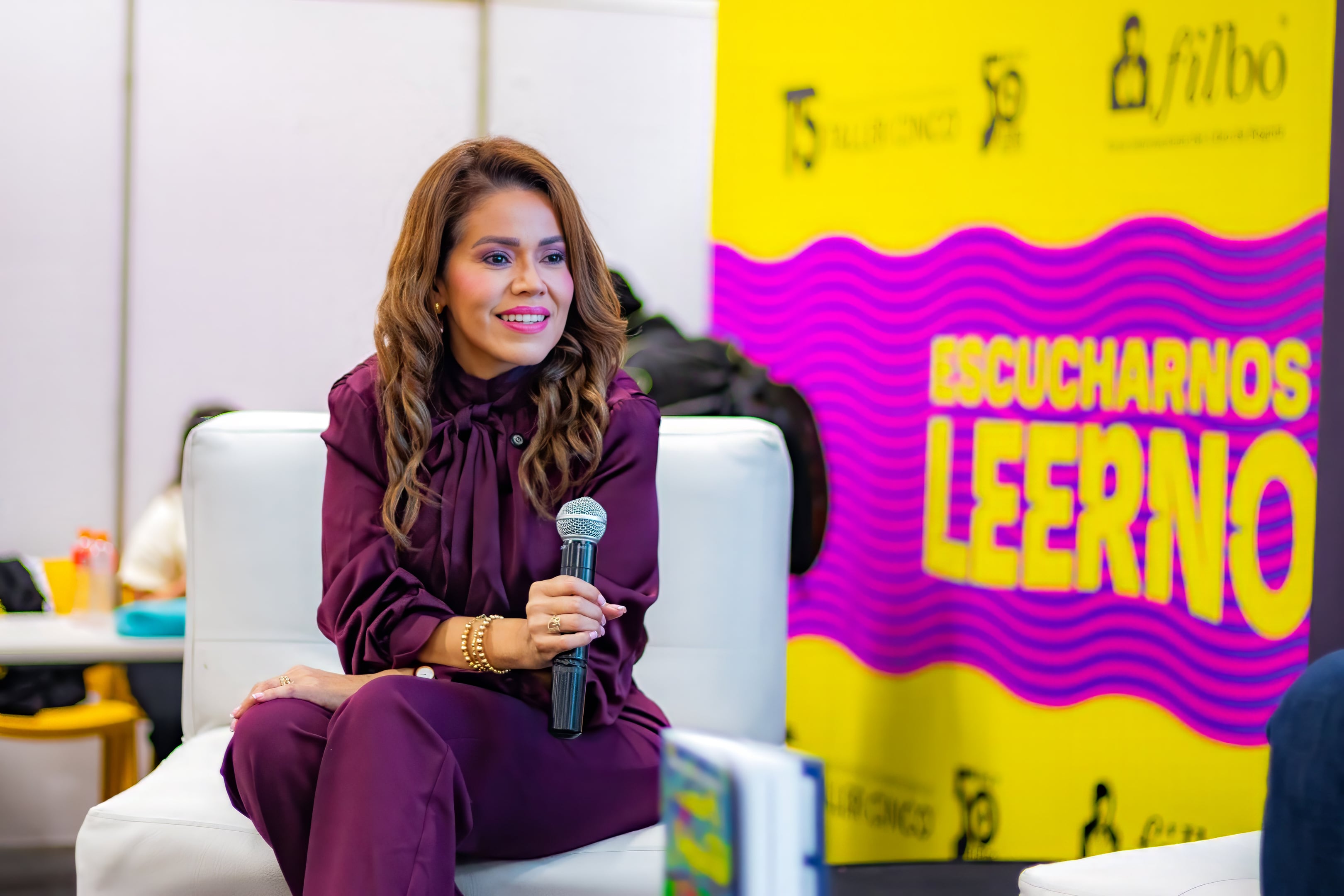 Adriana Bocanegra durante la presentación de su libro en FilBo 2026