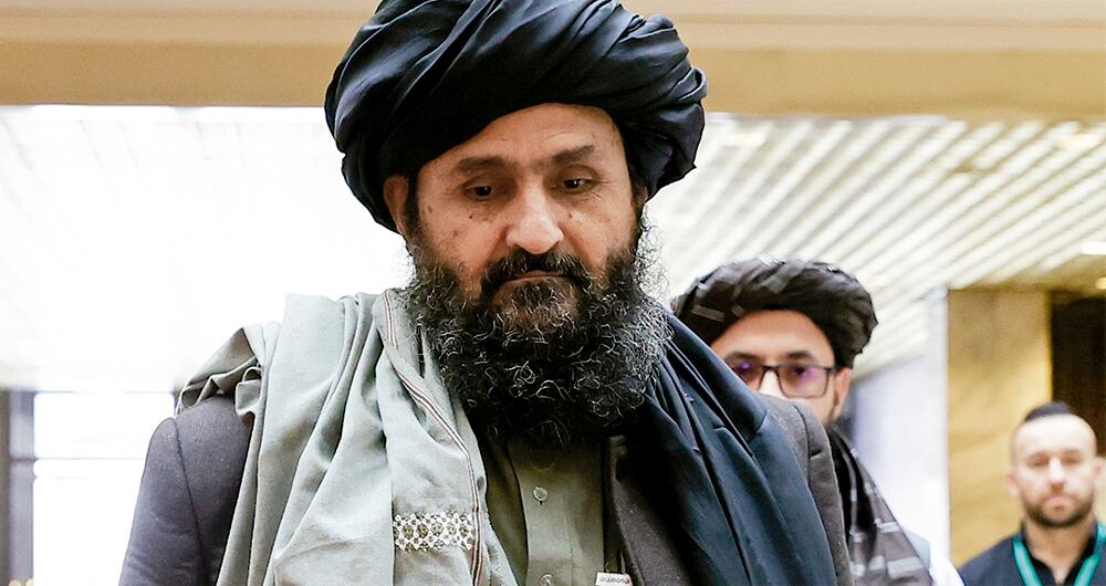 El mulá Baradar es la cara más visible del movimiento de los talibanes y se espera que sea el líder político en Afganistán. Foto: Anadolu / Vía: Getty Images