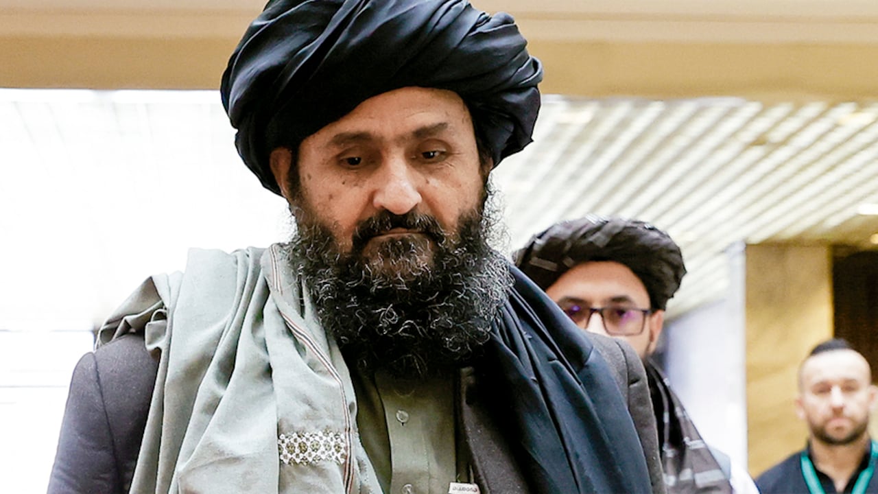 El mulá Baradar es la cara más visible del movimiento de los talibanes y se espera que sea el líder político en Afganistán. Foto: Anadolu / Vía: Getty Images