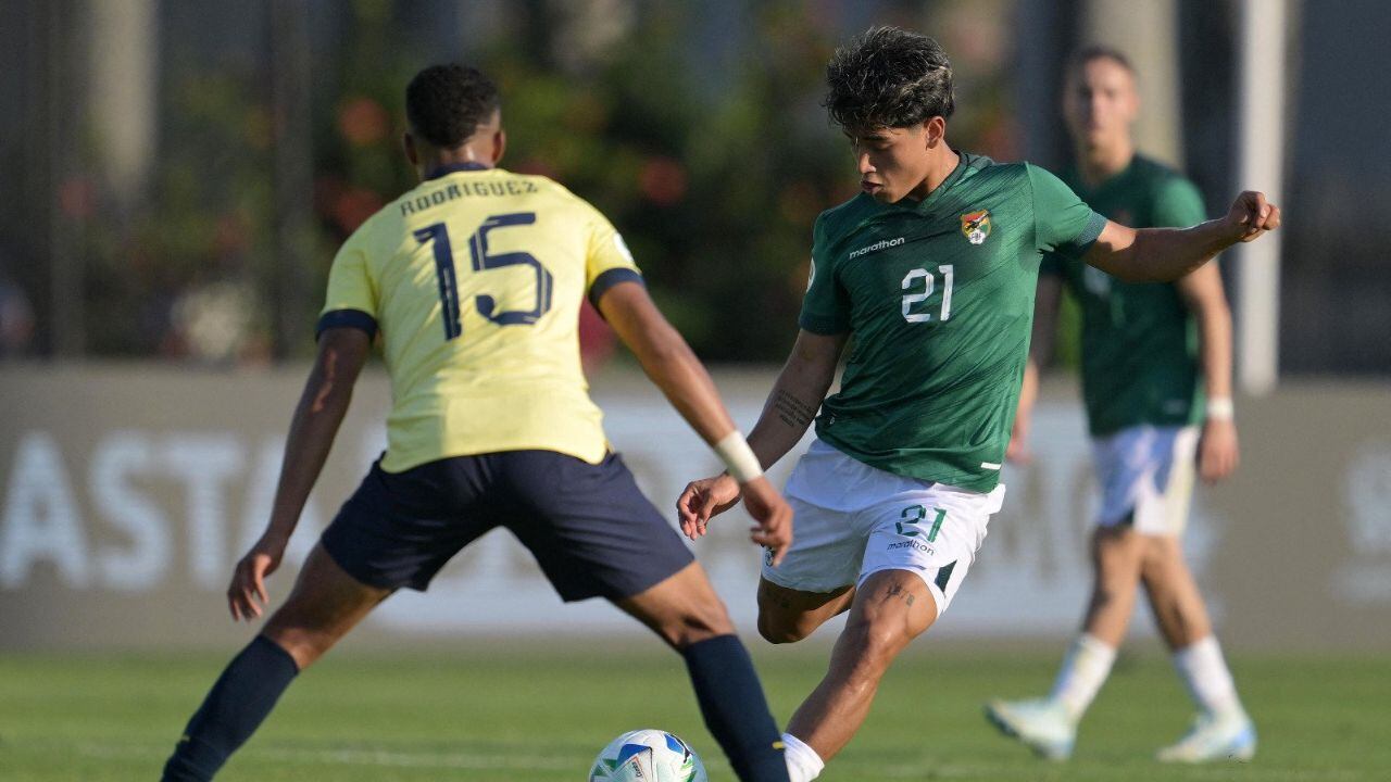Bolivia vs Ecuador por el Sudamericano.