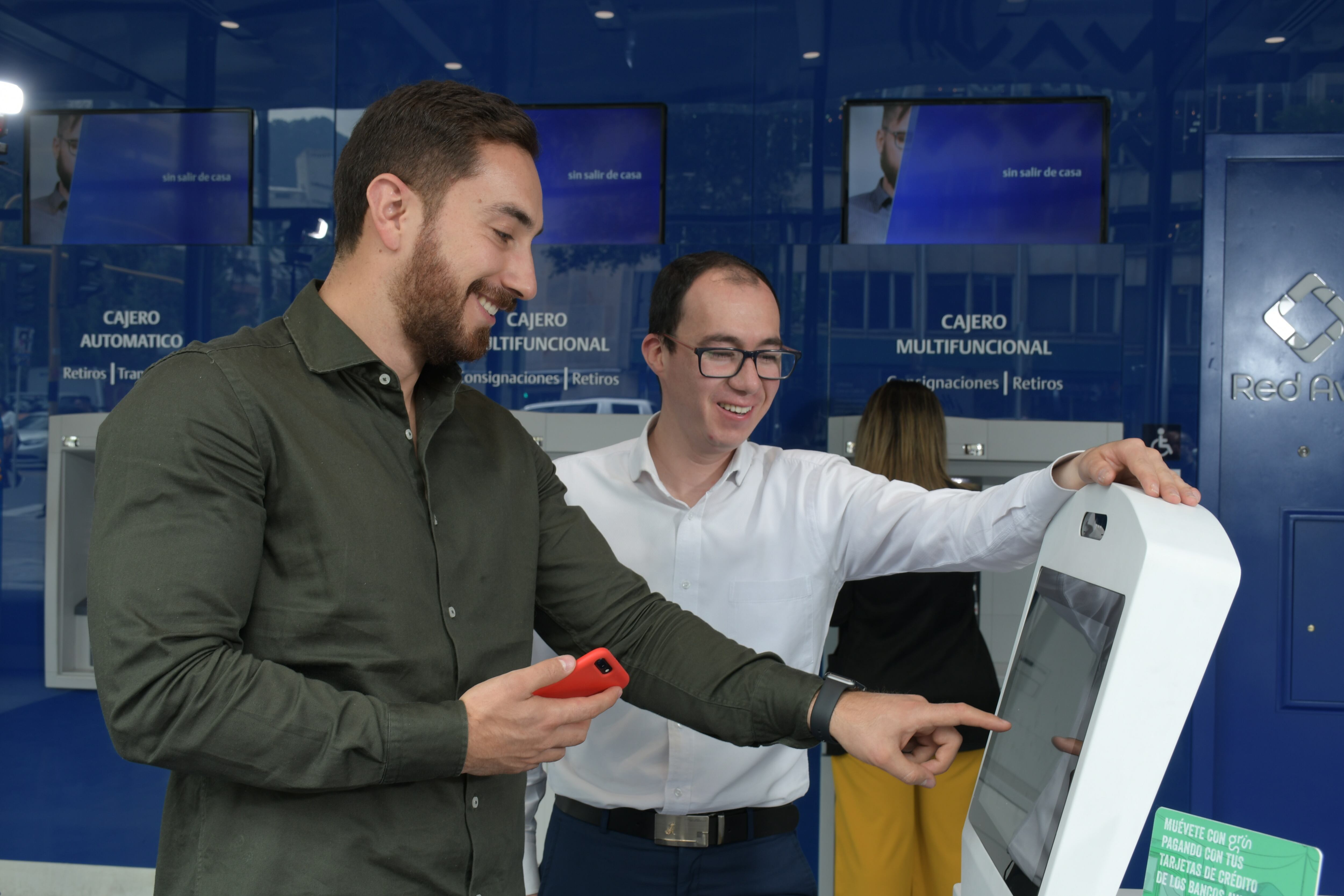 Las nuevas tecnologías ayudan a tener procesos más eficientes y mejorar la experiencia de los clientes.