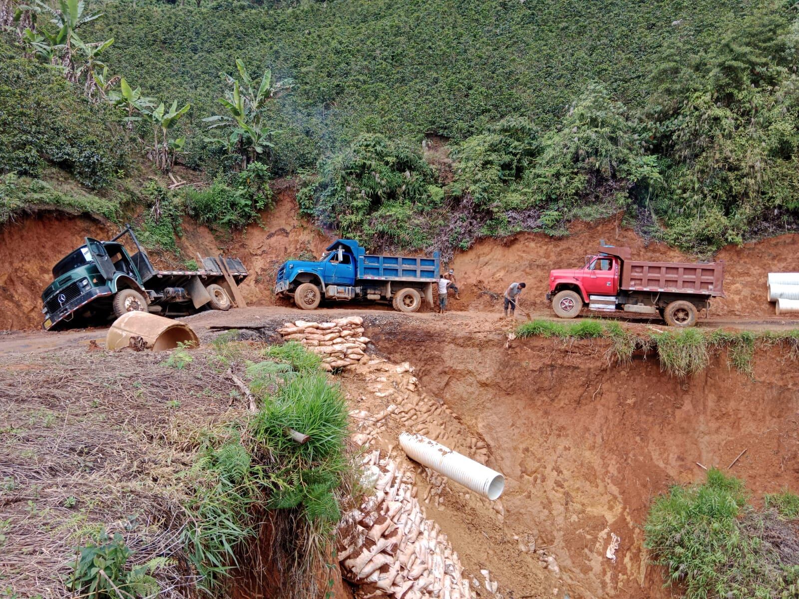 Las vías de Suárez, Cauca después del invierno.