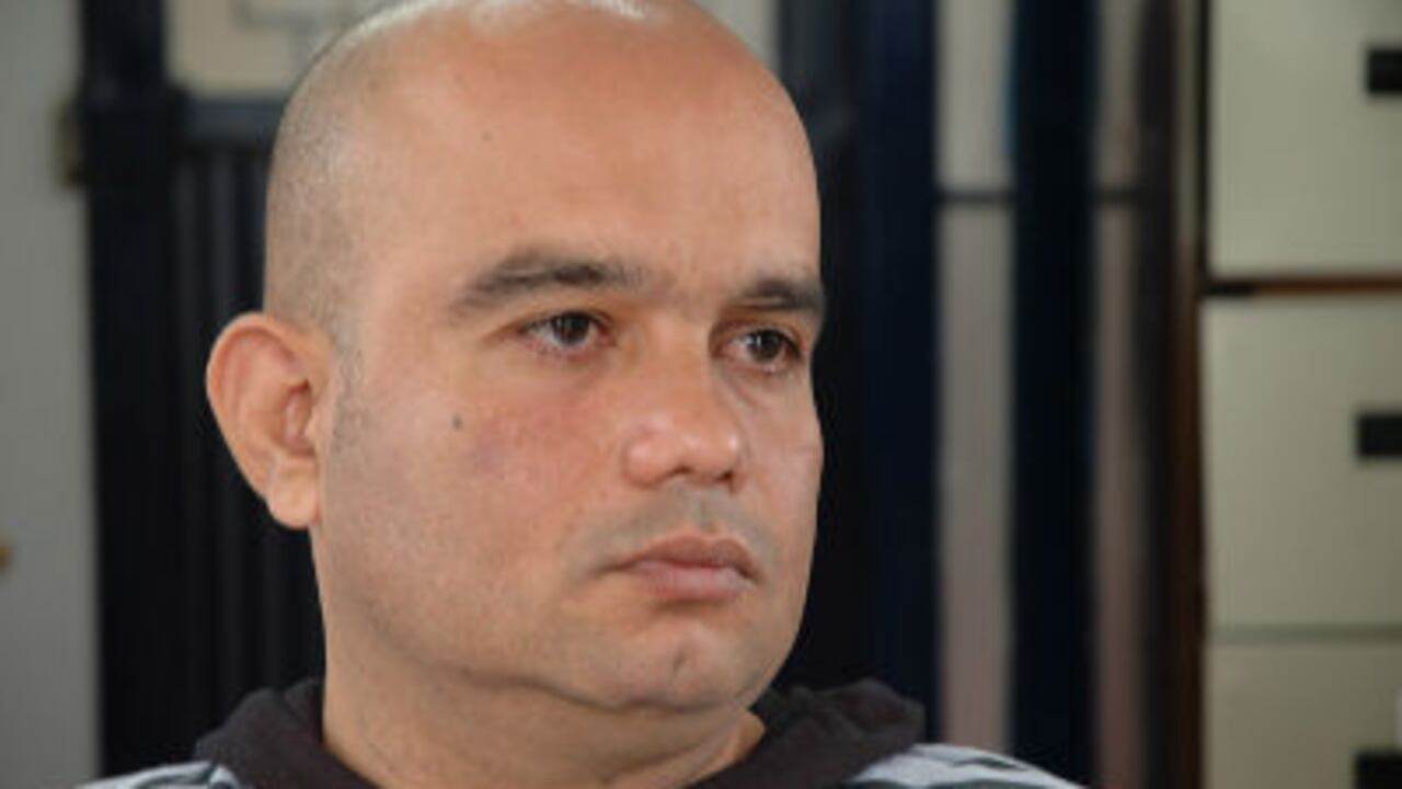 Por sus múltiples versiones, alias ‘Cabezón’ podría ser excluido de Justicia y Paz.