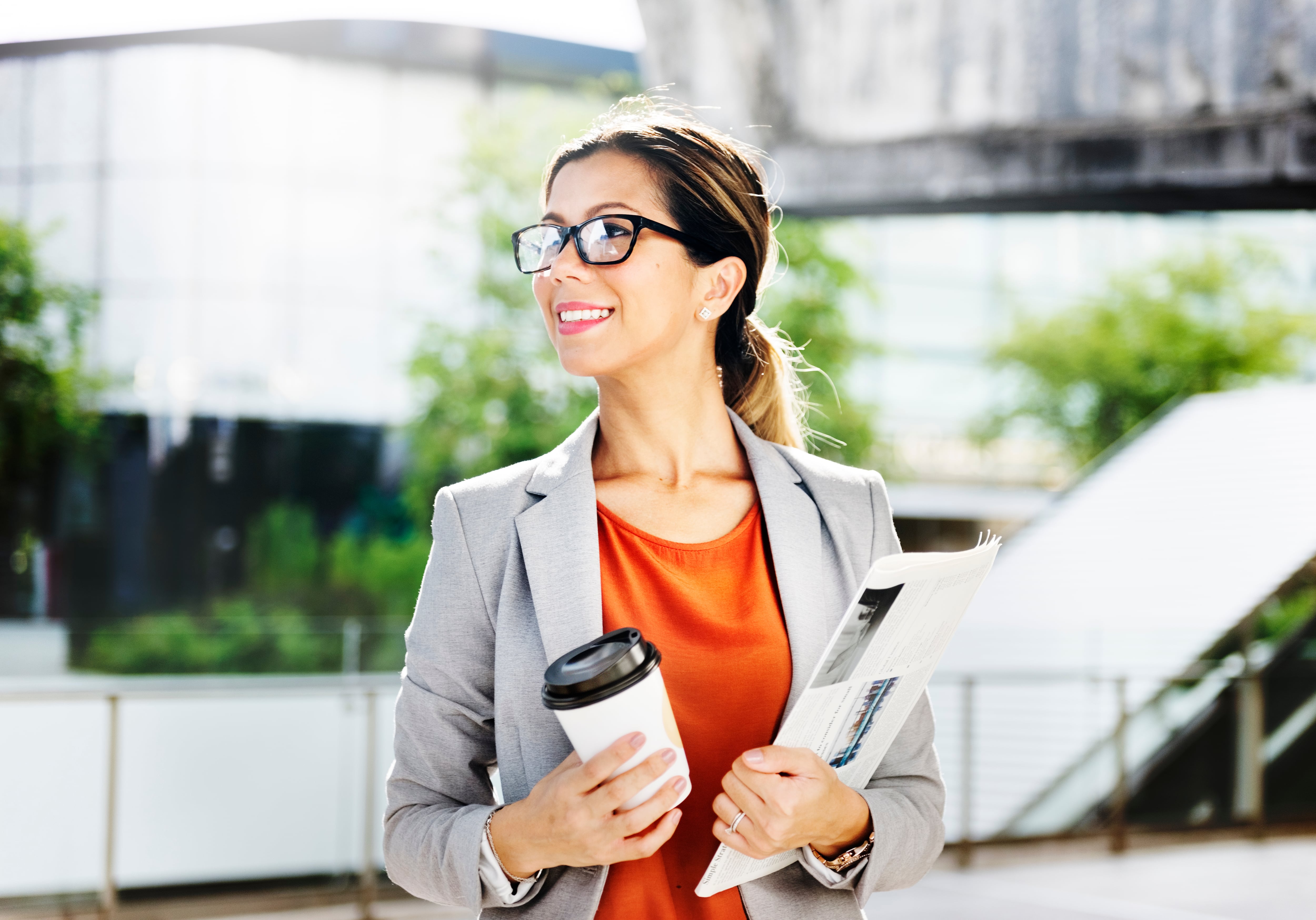 La sostenibilidad, por ejemplo, es un área donde las mujeres han demostrado ser agentes clave de transformación.