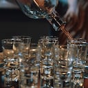 El aguardiente es una de las bebidas alcohólicas más consumidas en el país.