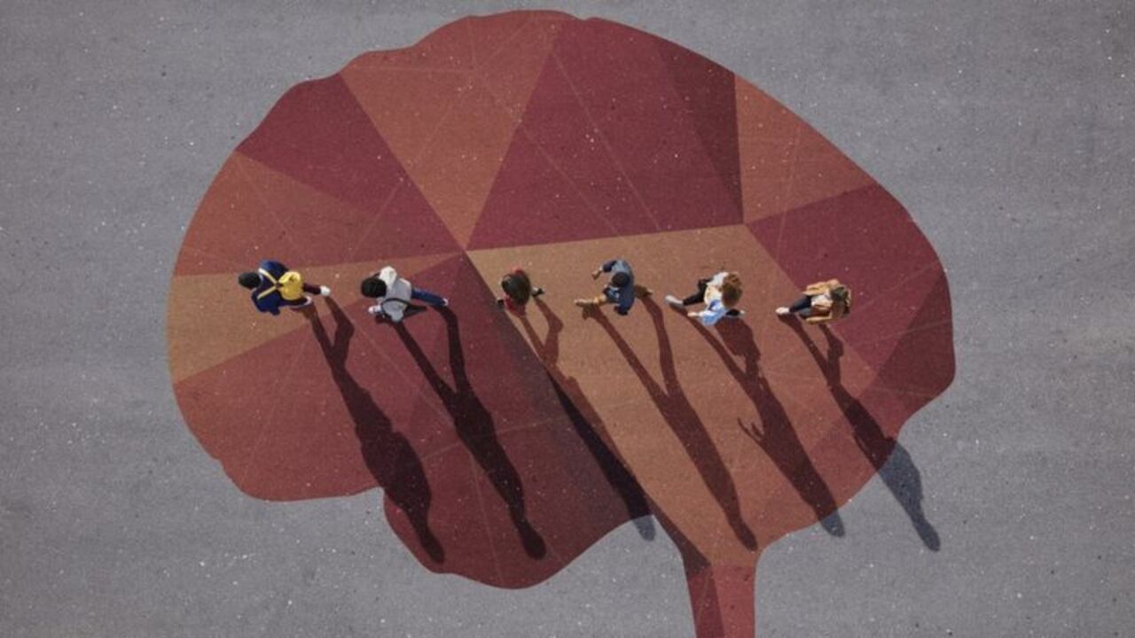 La inteligencia contextual no se limita a conocer y diagnosticar el entorno, sino que hay que adaptarse a las nuevas circunstancias que se presenten.